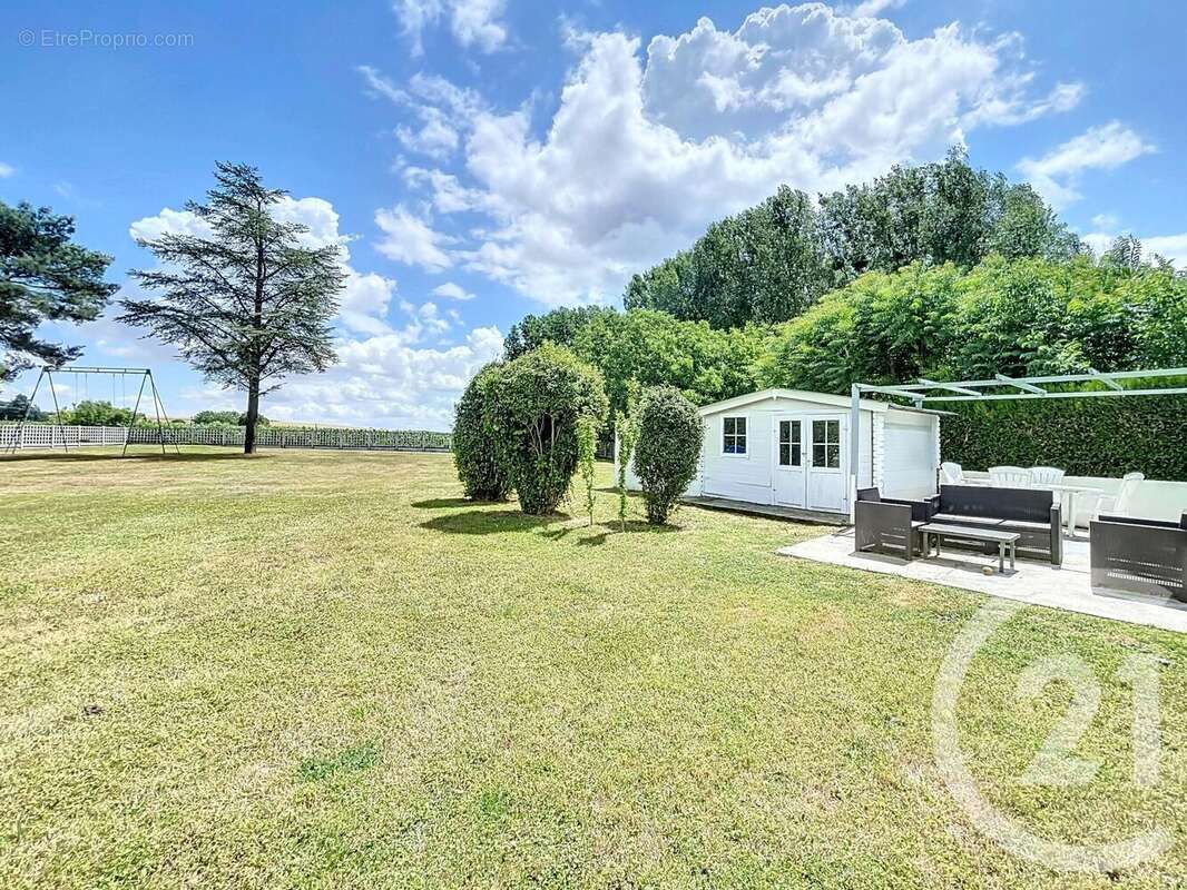 Maison à COURLON-SUR-YONNE