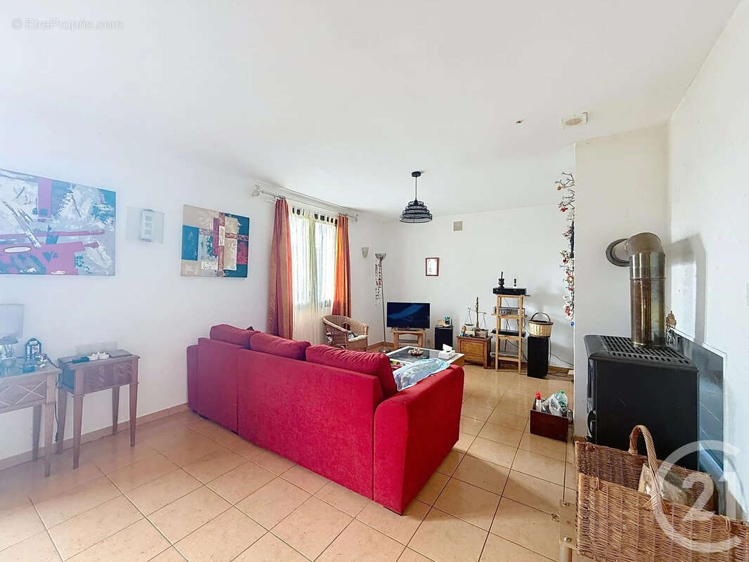 Maison 90 m² à Les Loges-Margueron  - photo 8