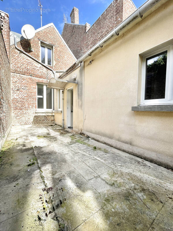 Maison à SAINT-QUENTIN