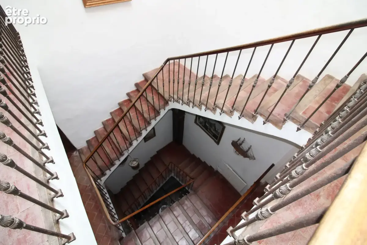 Maison de maitre 464 m2 + 150 m2 caves et garage.. - photo 60