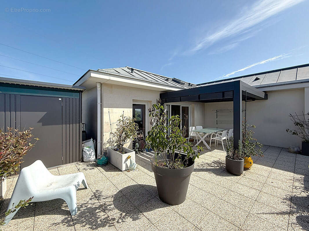 Appartement à ELANCOURT