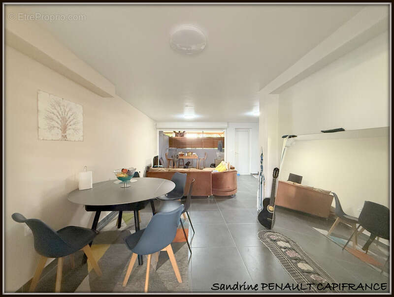 A vendre a kourou (97310) une magnifique villa t7 de 246 m² - avec 2 appartements t2 - terrain de 345 m² - au prix de 599 000 € - photo 22