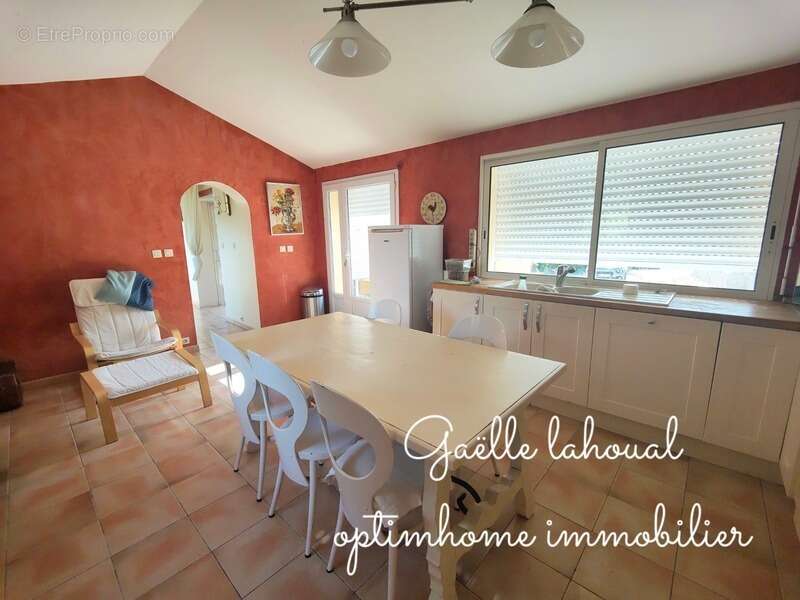 Maison à vendre 8 pièces SAINT VINCENT D'OLARGUES (34) - photo 5