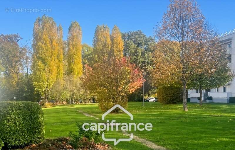 Appartement à VAUCRESSON