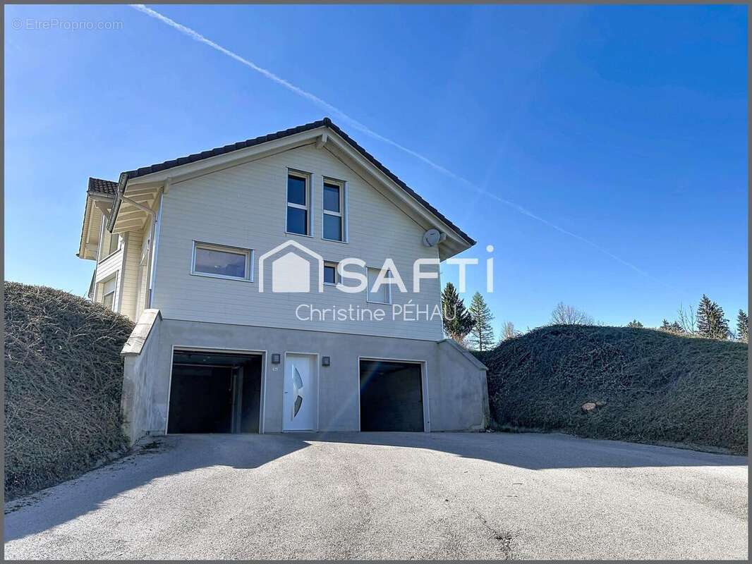 Photo 2 - Maison à MONTBENOIT