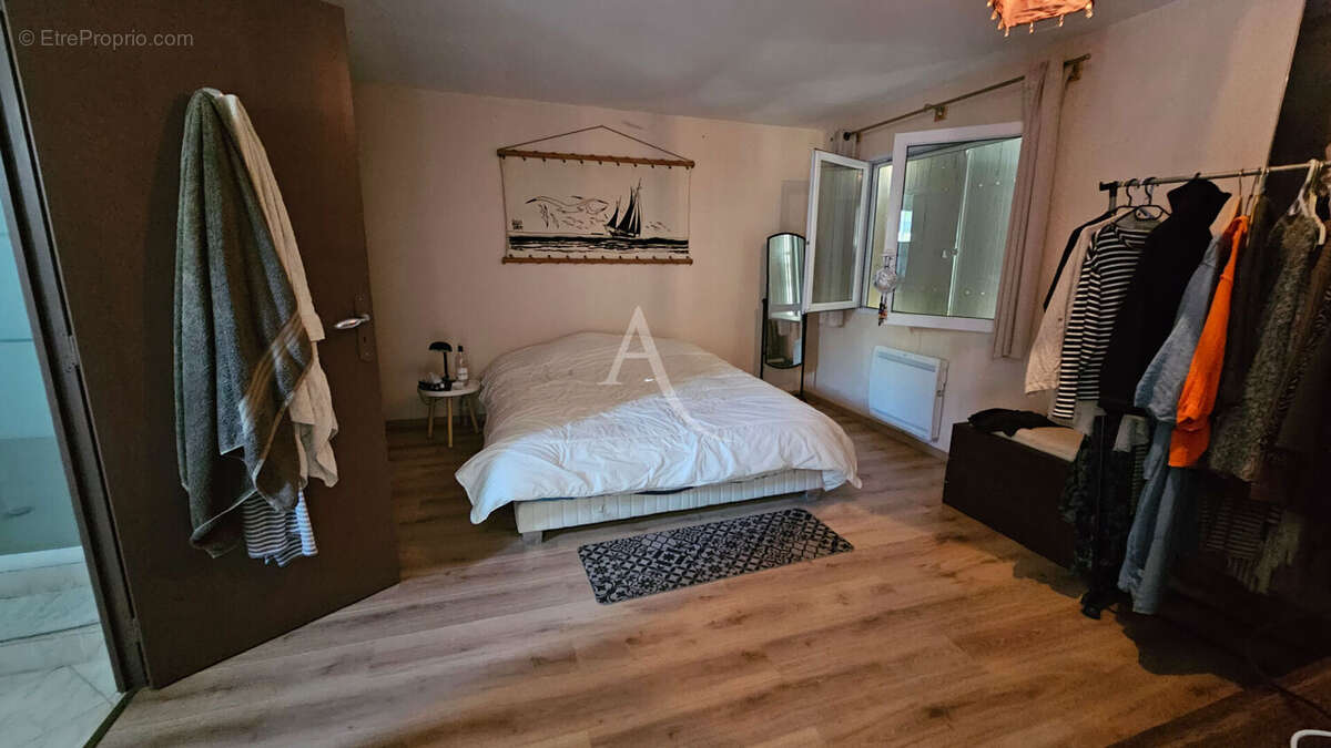 Maison à PORT-DES-BARQUES