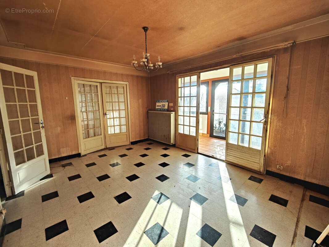 Maison à BUSSY-EN-OTHE