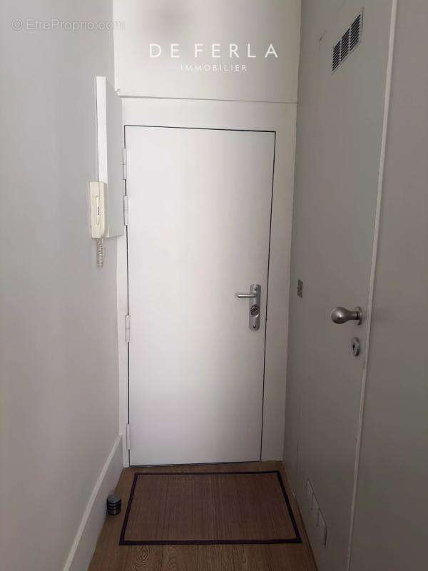 Appartement à PARIS-7E