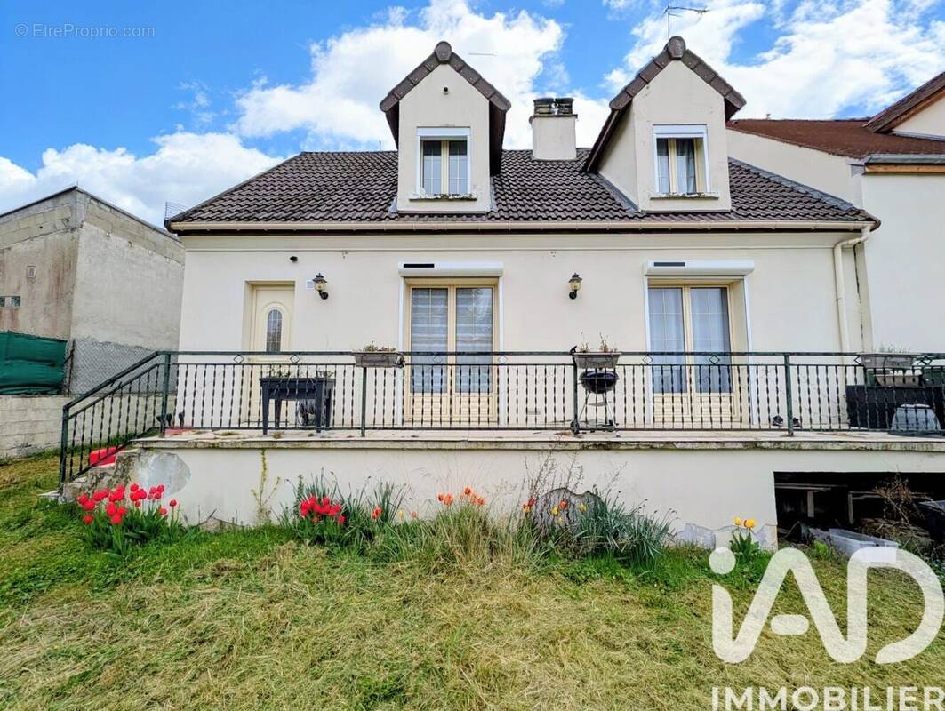 Photo 1 - Maison à MONTSOULT