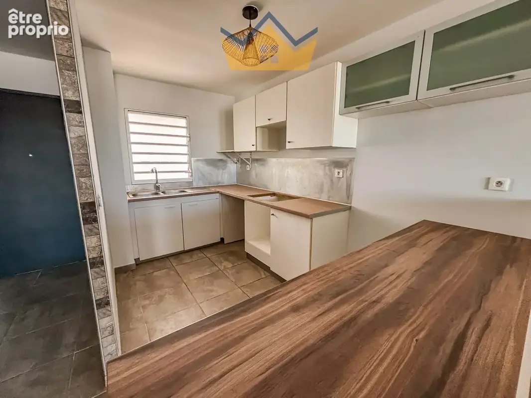 Appartement 5 pièces 111 m² à vendre à Fort-De-France (97200) - photo 3