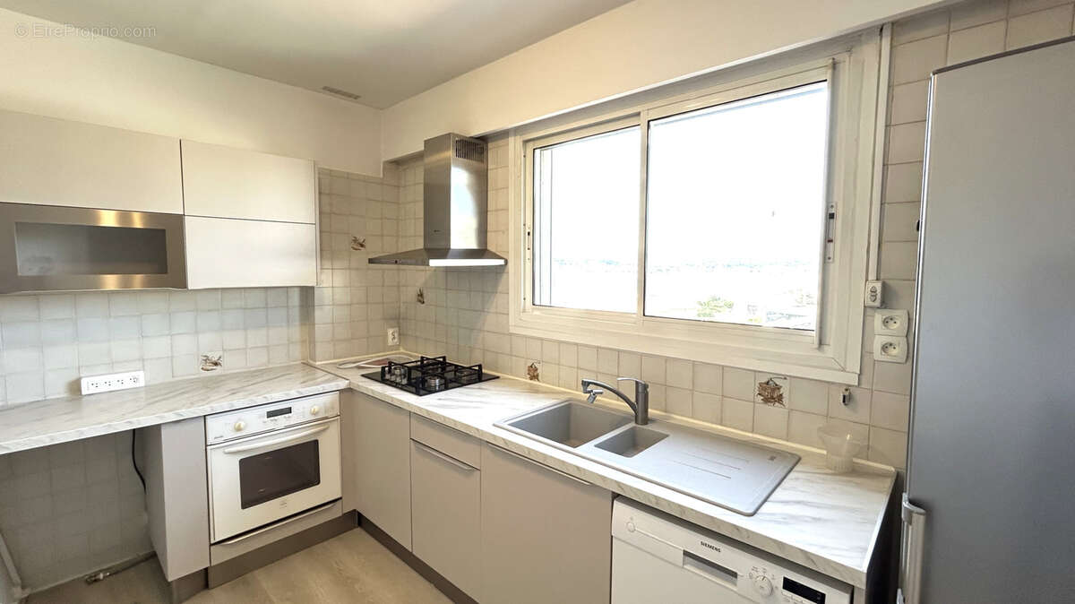 Appartement à SIX-FOURS-LES-PLAGES