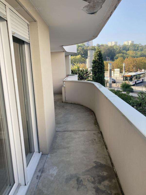 Appartement à LYON-9E