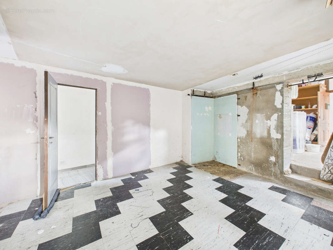 Maison à CRAPONNE-SUR-ARZON