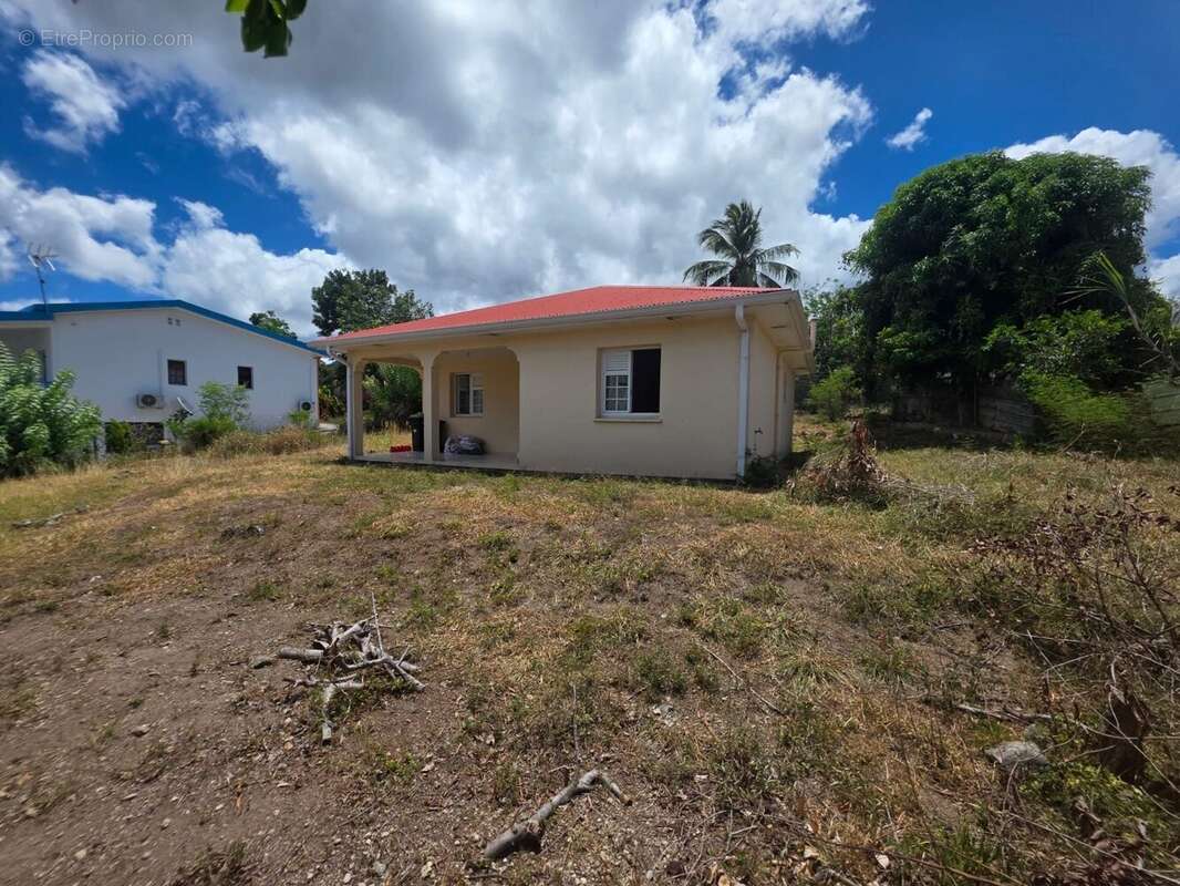 Maison à LE PRECHEUR