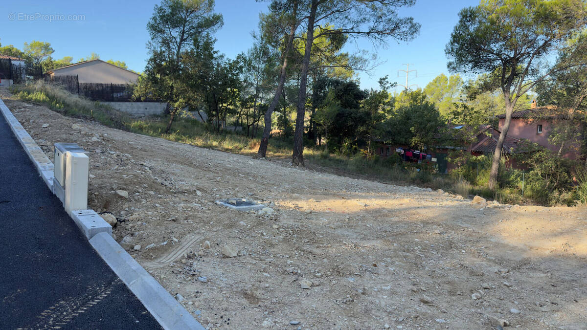Terrain à ROCBARON