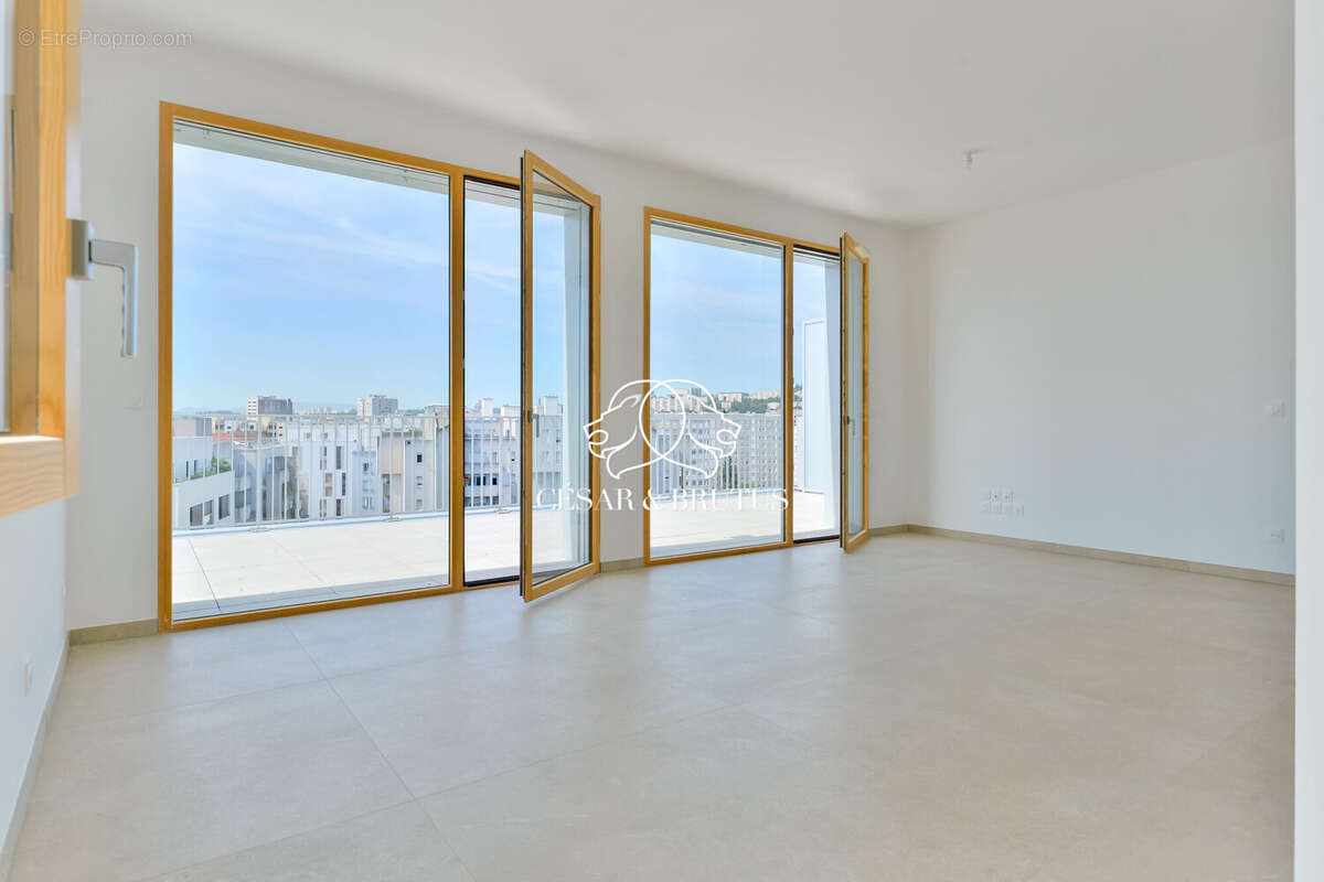 Appartement à LYON-7E