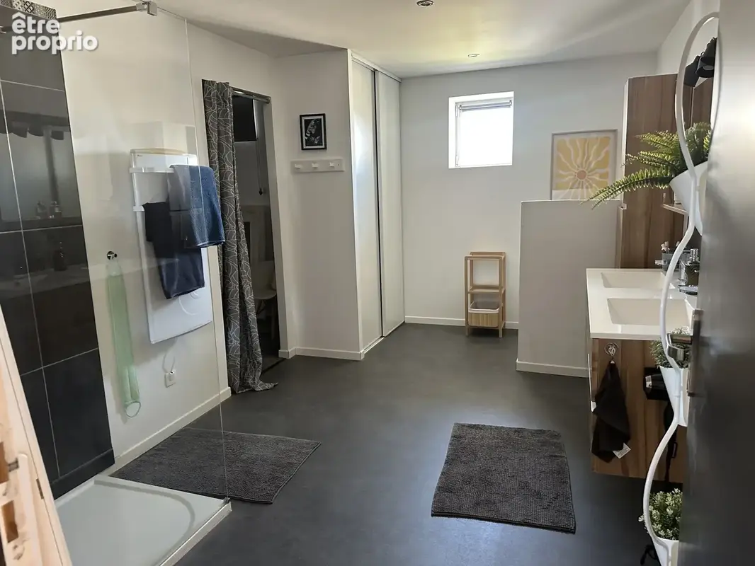 Houlette, superbe maison charentaise de 300m2 rénovée avec goût. - photo 18