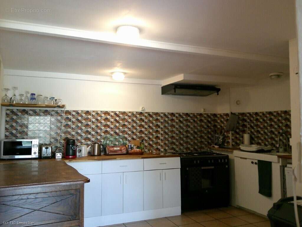 Maison à CHEF-BOUTONNE