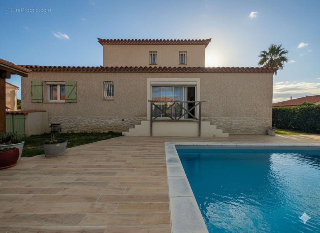 Maison à SAINT-LAURENT-DE-LA-SALANQUE