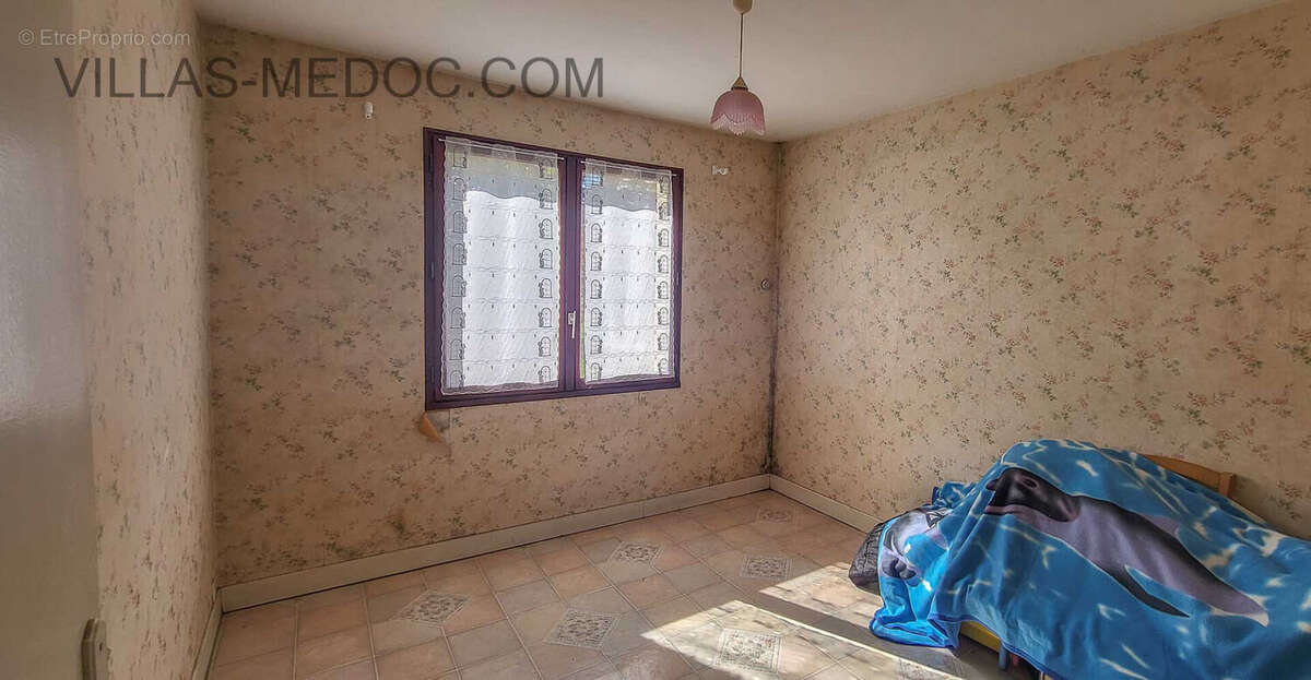 Maison à VENDAYS-MONTALIVET