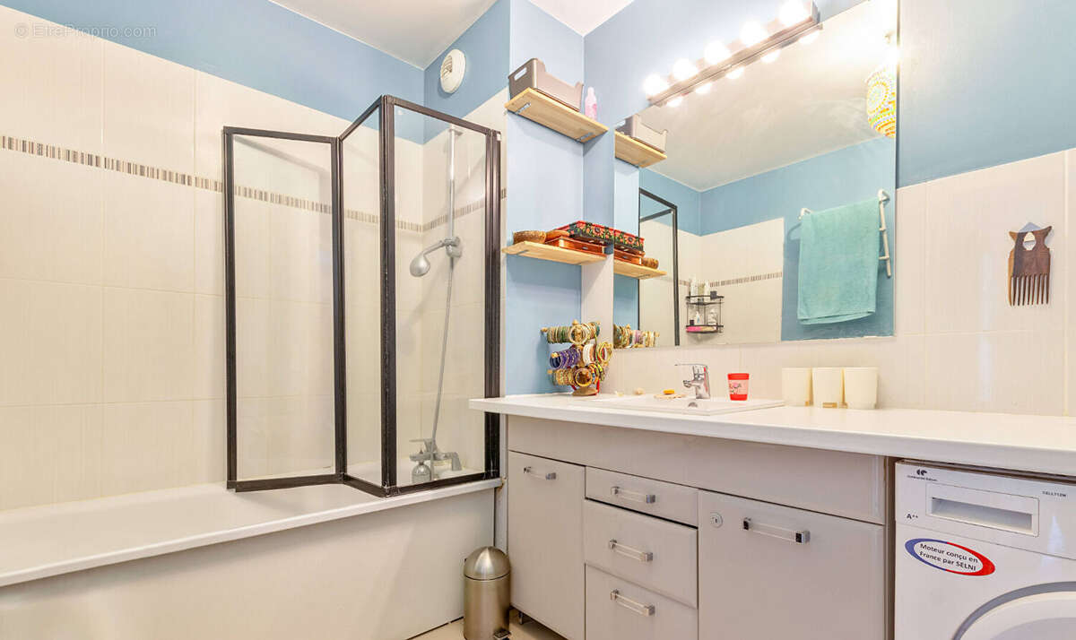 Appartement à SAINT-DENIS