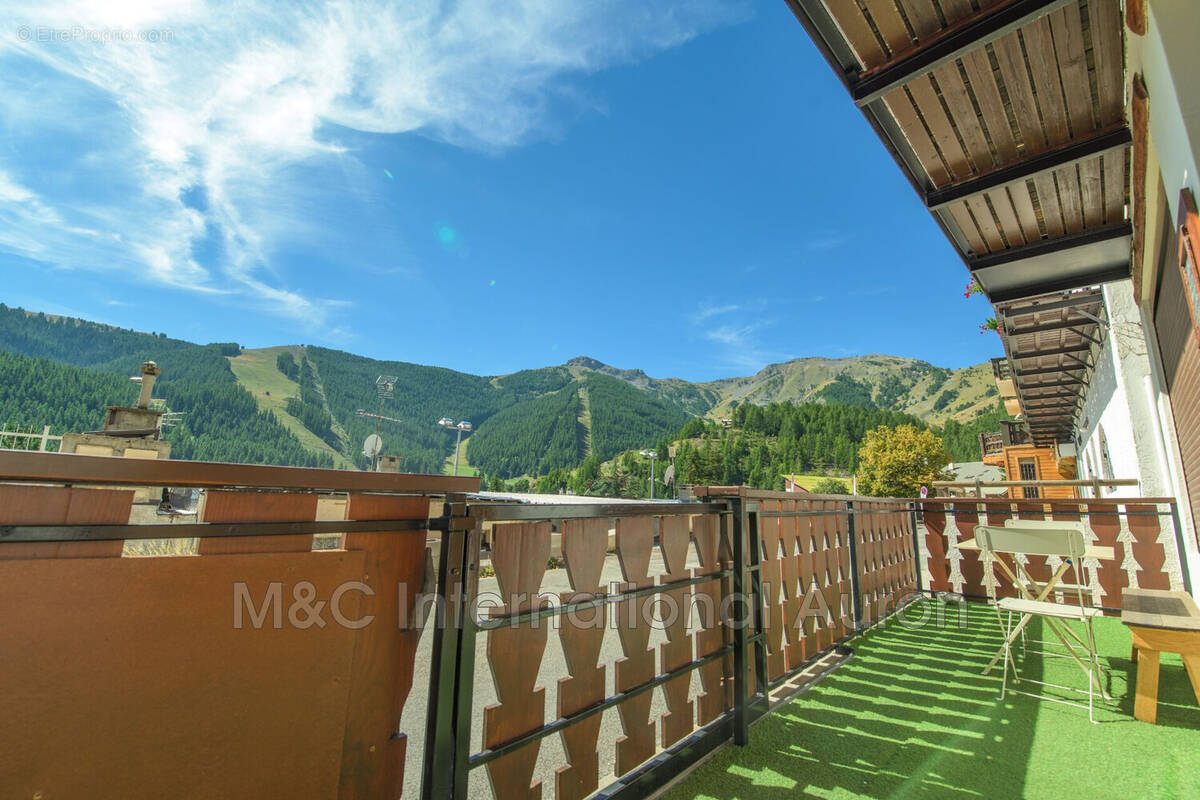 Appartement à SAINT-ETIENNE-DE-TINEE