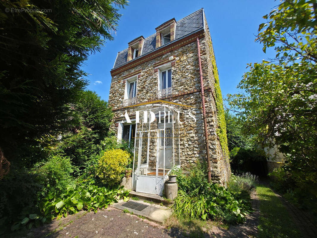 Maison à SAINT-PRIX