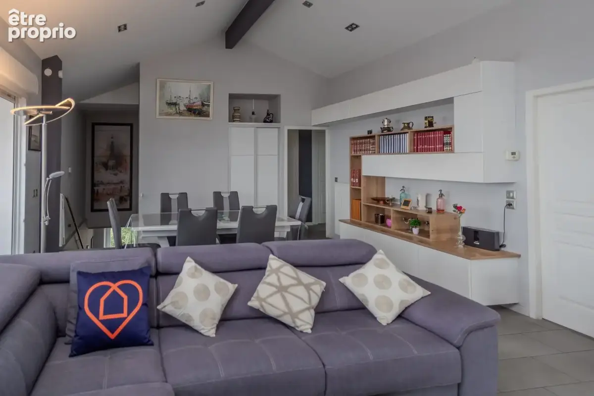 Appartement 94 m² à Evian-Les-Bains  - photo 6