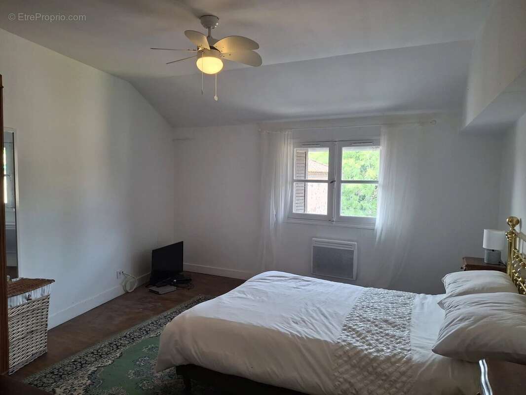 Maison à AVAILLES-LIMOUZINE