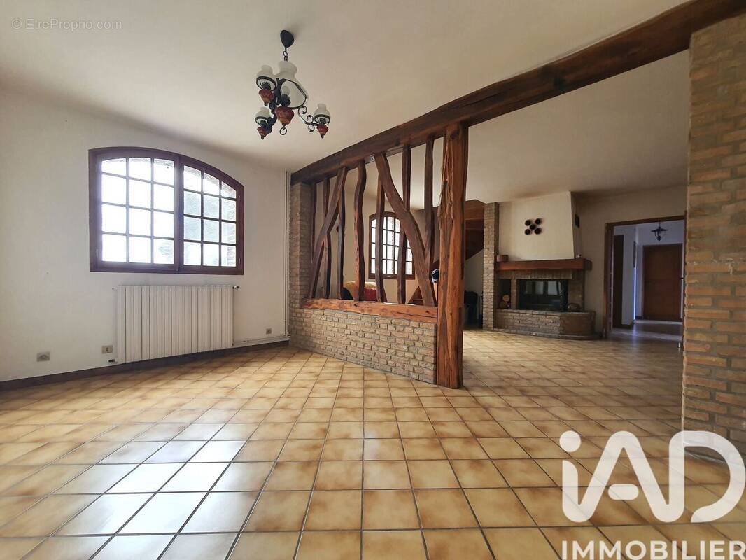 Photo 1 - Maison à VIGNACOURT