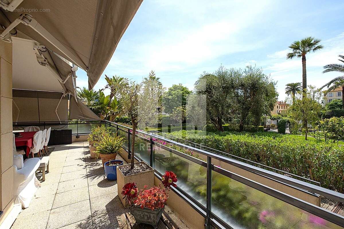 Appartement à CANNES