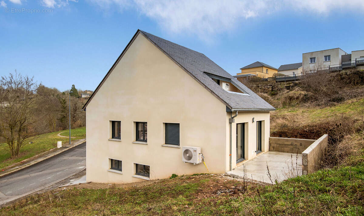 Maison Le Monastere 4 pièce(s) - photo 7