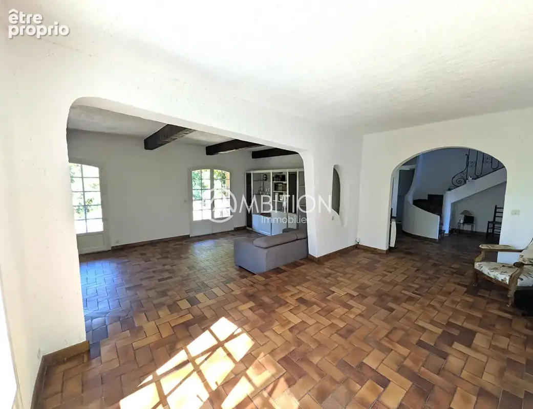 Saint Raphael maison avec 2 appartements . - photo 4