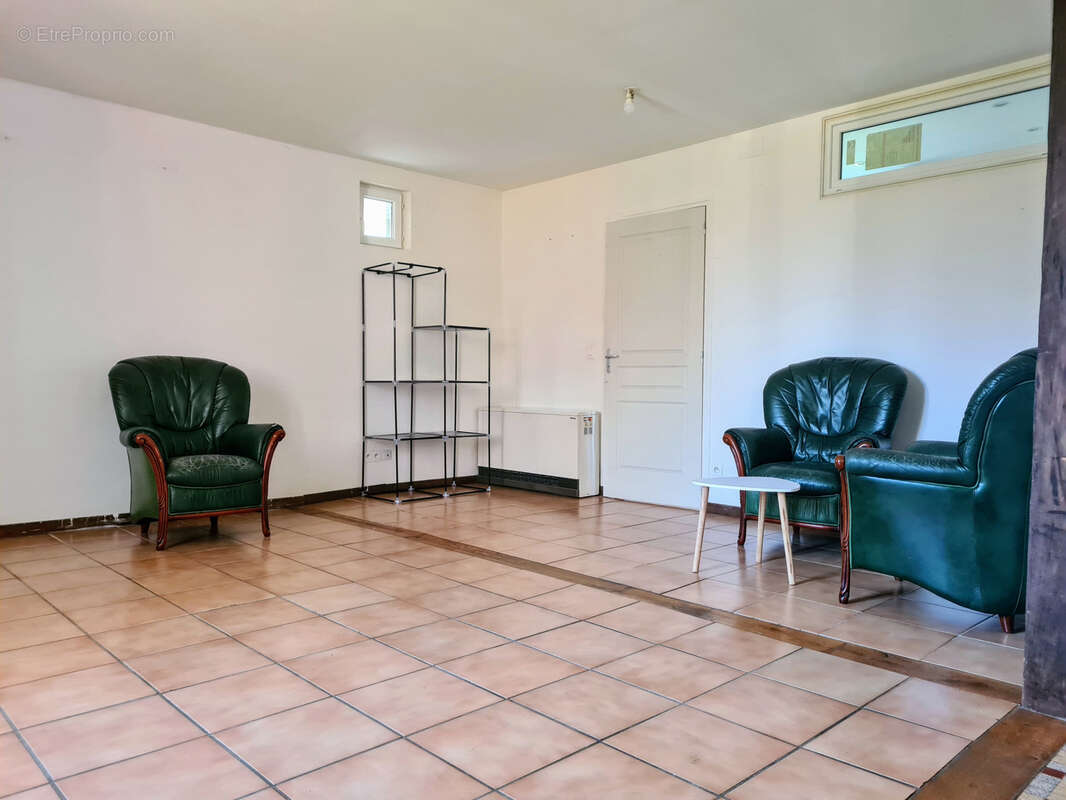 Maison à BEAUMONT-LA-FERRIERE