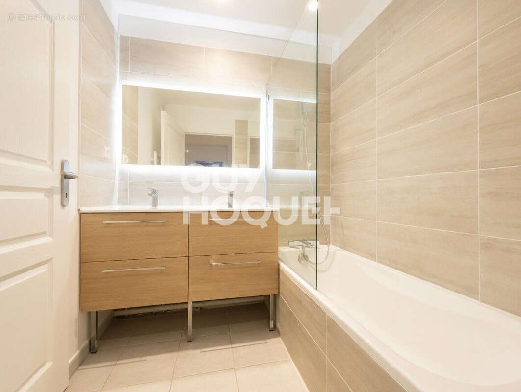 Appartement à JUVIGNAC