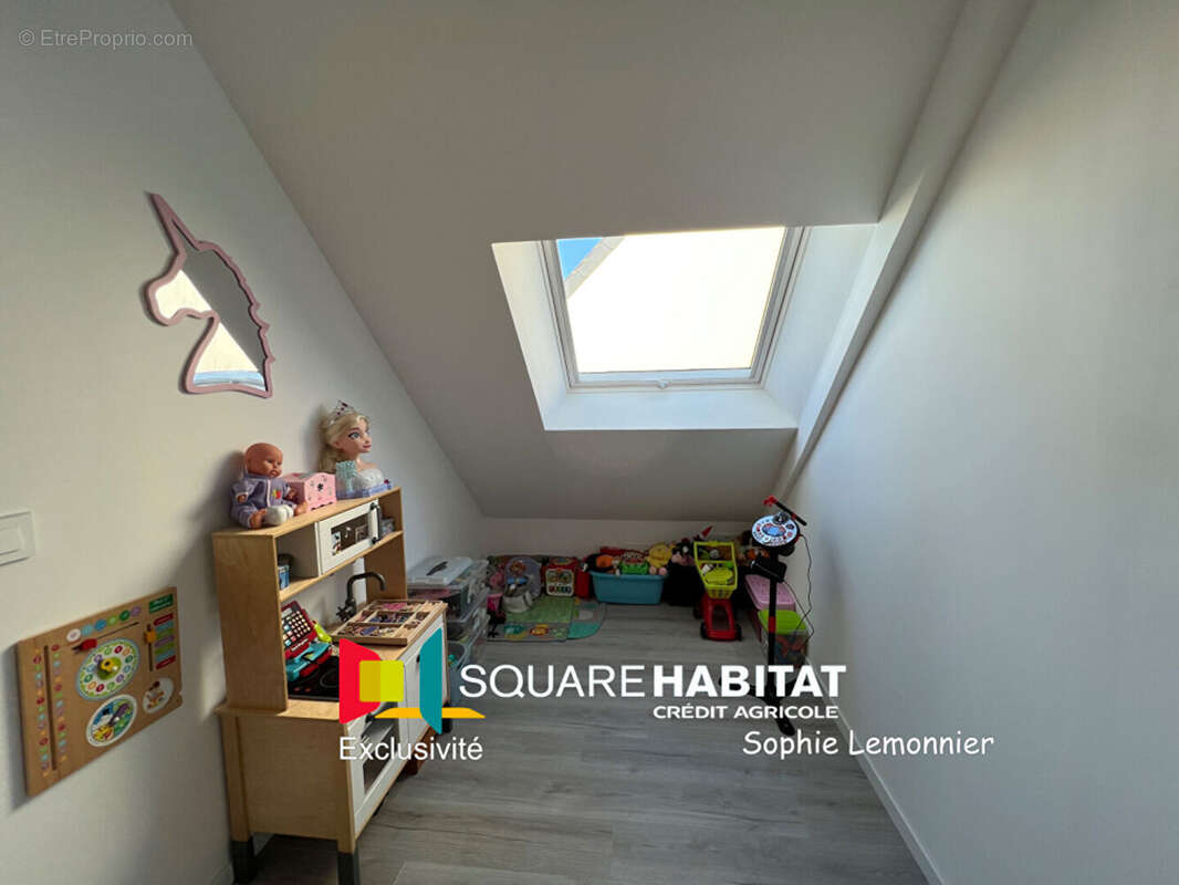 Maison à LA MEMBROLLE-SUR-LONGUENEE