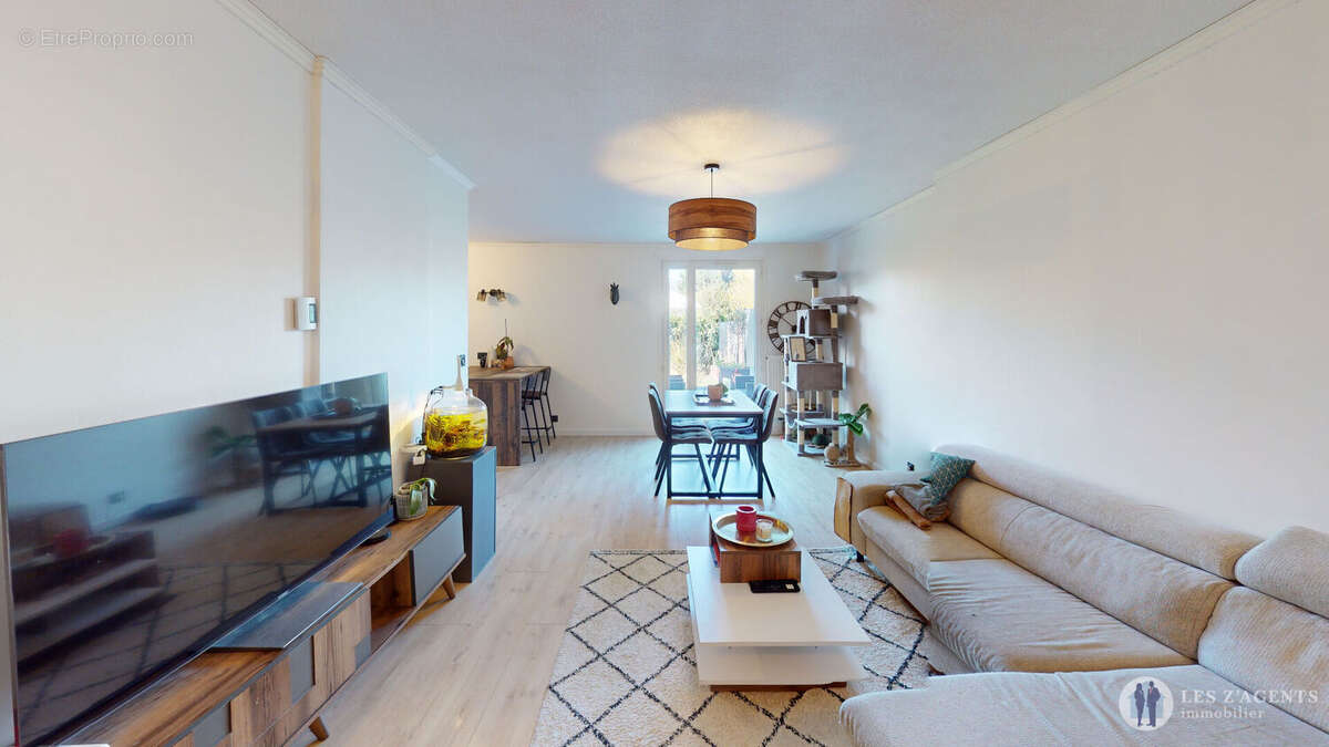 Appartement à GIERES