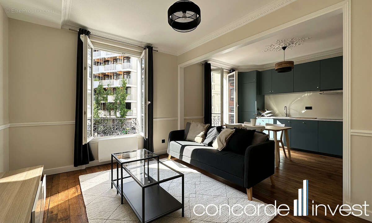 Appartement à PARIS-15E