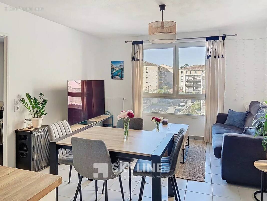 Appartement à MARSEILLE-12E