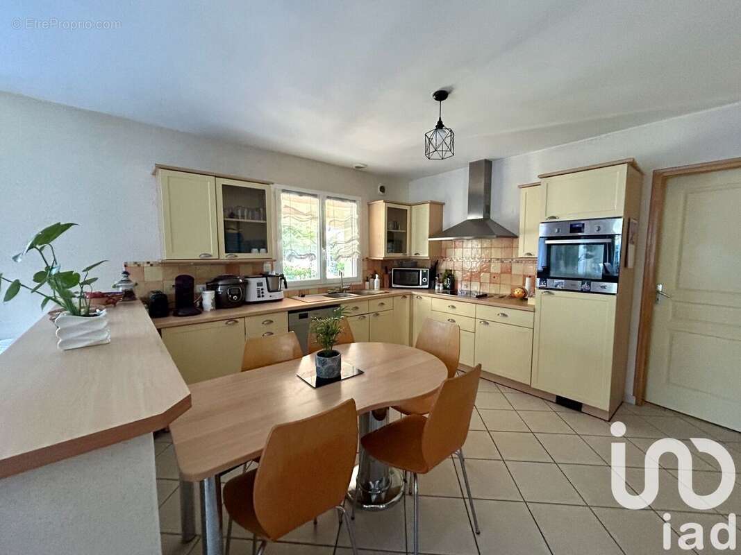 Photo 7 - Maison à NEUILLE