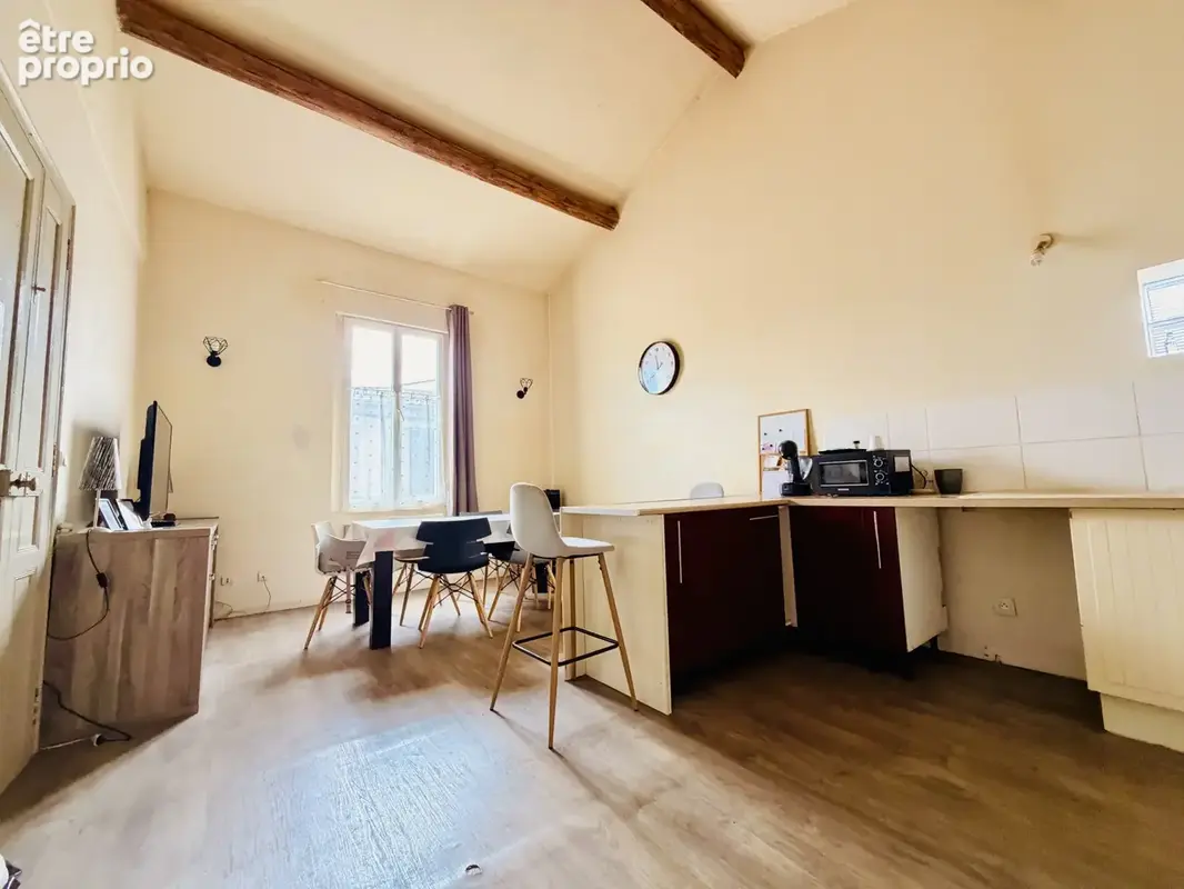 Vauvert   Maison de village P4 avec plafond cathédrale - photo 21