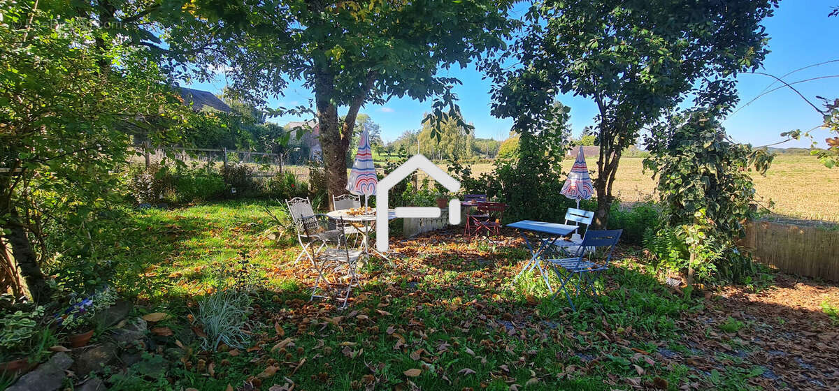 Maison à MASSERET