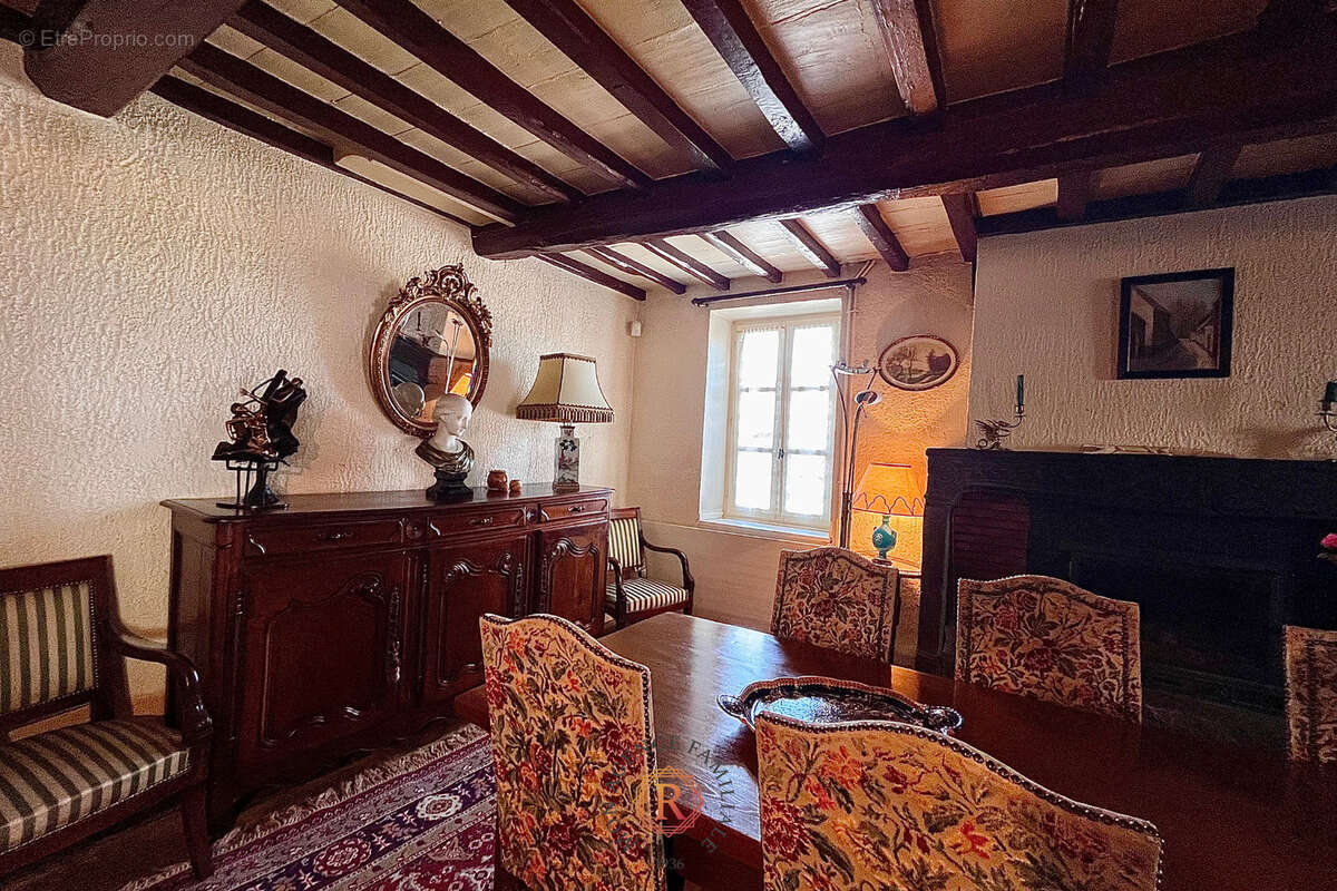 Maison à EFFIAT