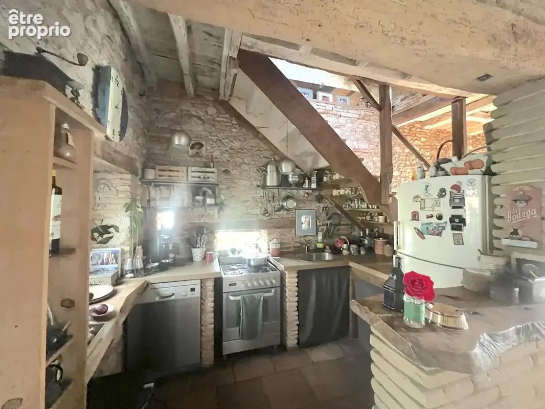 Maison T3 avec dépendance sur un terrain de 6000 m2 - photo 1