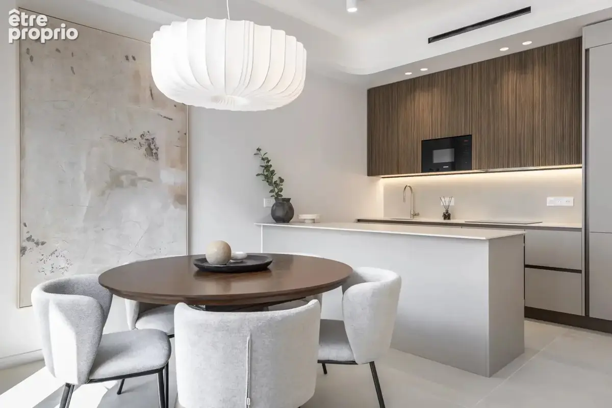 RÉSIDENCE LE MÉTROPOLE – Nice Carré d'Or : Sublime 3 Pièces Rénové de 87 m² - photo 3