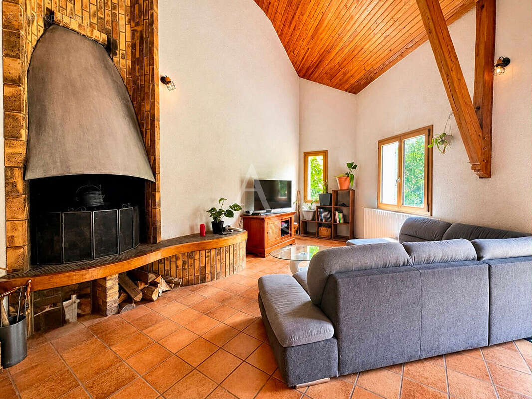 Maison Brette Les Pins 7 pièce(s) 188 m2 - photo 3