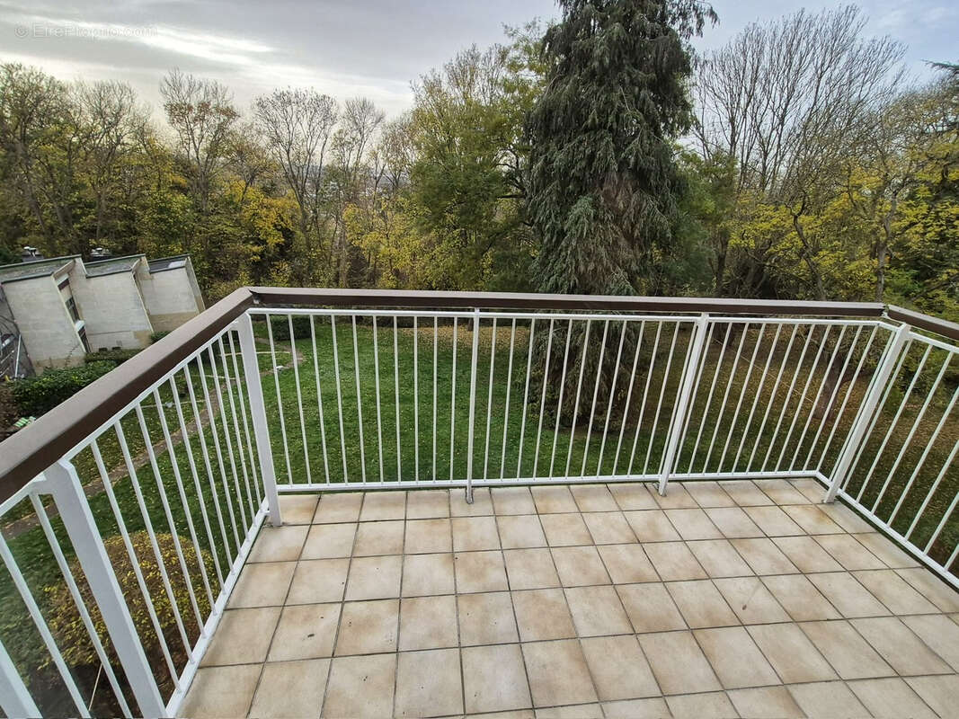 Appartement à TAVERNY