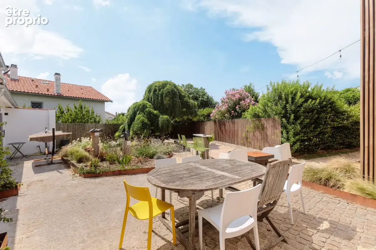 Maison t6 de 215m2 - photo 10