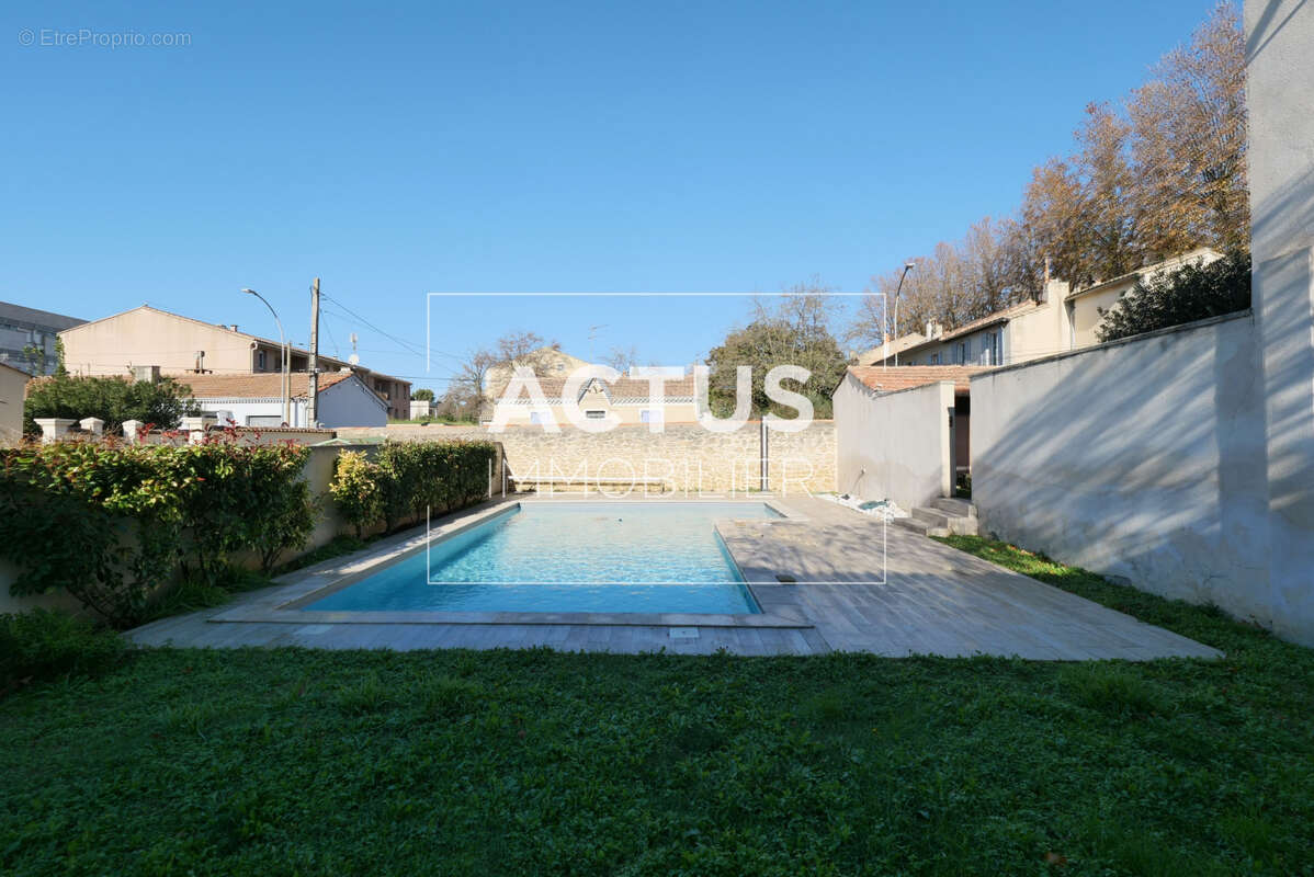 Maison à SALON-DE-PROVENCE