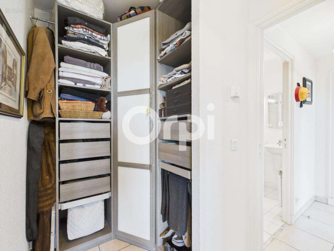 Appartement à MANDELIEU-LA-NAPOULE